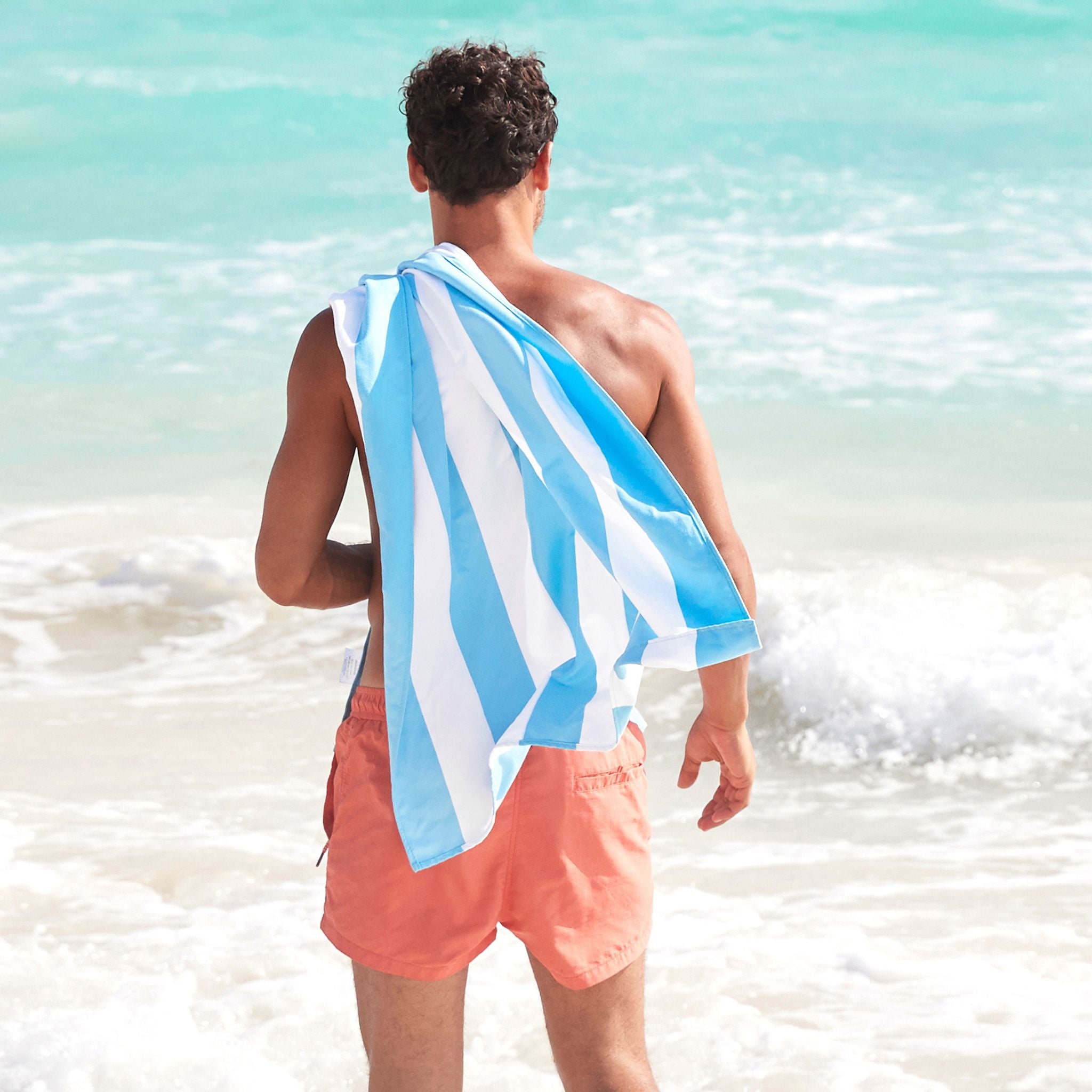 Blue Microfiber Beach Towel: Extra Large & Quick Dry – Breezy Cove