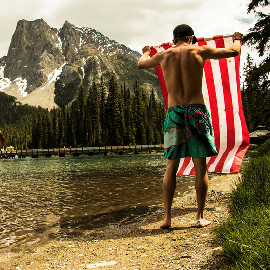Dock & Bay Waikiki Coral Oversized Quick-Dry Beach Towel